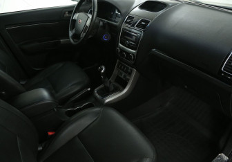 Подержанный автомобиль Geely Emgrand EC7 Sedan 2013 года (9 фото)