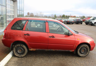 Подержанный автомобиль LADA (ВАЗ) Kalina Wagon 2011 года (2 фото)