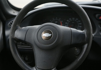 Подержанный автомобиль Chevrolet Niva 2009 года (16 фото)