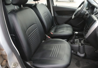 Подержанный автомобиль LADA (ВАЗ) Granta Liftback 2016 года (10 фото)