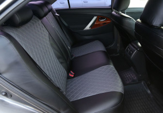 Подержанный автомобиль Toyota Camry Sedan 2008 года (11 фото)