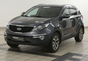 Подержанный автомобиль Kia Sportage 2015 года (8 фото)