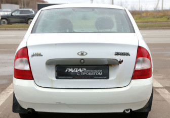 Подержанный автомобиль LADA (ВАЗ) Kalina Sedan 2009 года (5 фото)