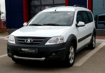 Подержанный автомобиль LADA (ВАЗ) Largus Wagon 2020 года (3 фото)