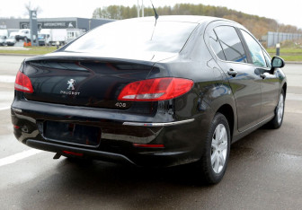 Подержанный автомобиль Peugeot 408 2013 года (6 фото)