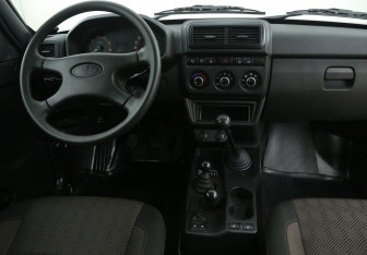 Подержанный автомобиль LADA (ВАЗ) 2121 (4x4) 2020 года (12 фото)
