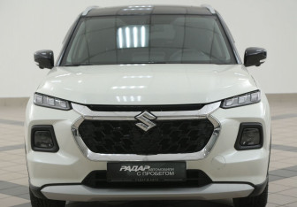 Подержанный автомобиль Suzuki Grand Vitara 2023 года (6 фото)