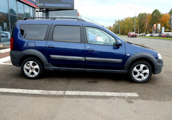 Подержанный автомобиль LADA (ВАЗ) Largus Wagon 2018 года (7 фото)