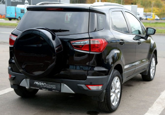 Подержанный автомобиль Ford EcoSport 2014 года (6 фото)