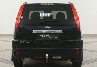 Подержанный автомобиль Nissan X-Trail 2008 года (3 фото)