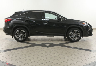 Подержанный автомобиль Lexus RX 2017 года (5 фото)