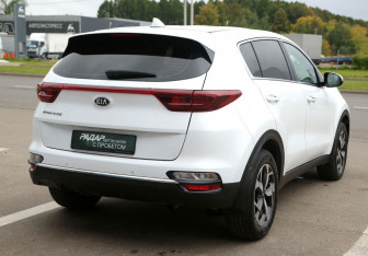 Подержанный автомобиль Kia Sportage 2019 года (6 фото)