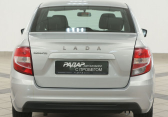 Подержанный автомобиль LADA (ВАЗ) Granta Sedan 2019 года (3 фото)