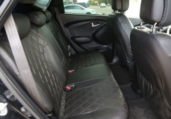 Подержанный автомобиль Hyundai ix35 2013 года (11 фото)