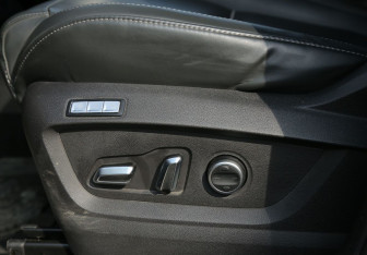 Подержанный автомобиль Chery Tiggo 7 Pro Max 2023 года (19 фото)