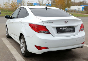 Подержанный автомобиль Hyundai Solaris Sedan 2016 года (4 фото)