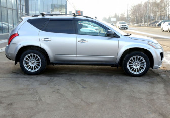 Подержанный автомобиль Nissan Murano Suv 2003 года (7 фото)