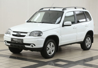 Подержанный автомобиль Chevrolet Niva 2019 года (8 фото)