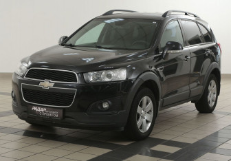 Подержанный автомобиль Chevrolet Captiva 2014 года (8 фото)
