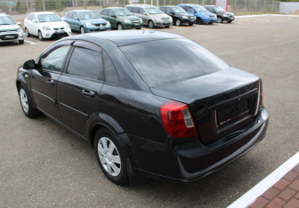 Подержанный автомобиль Chevrolet Lacetti Sedan 2008 года (5 фото)