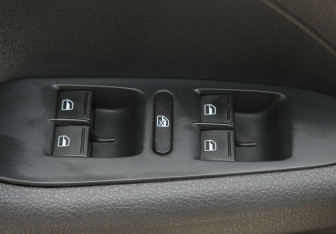 Подержанный автомобиль Volkswagen Jetta Sedan 2014 года (17 фото)