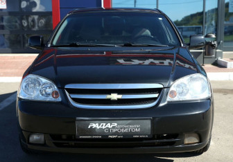 Подержанный автомобиль Chevrolet Lacetti Wagon 2005 года (2 фото)