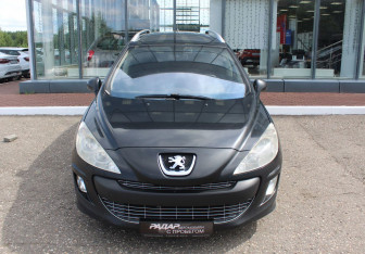 Подержанный автомобиль Peugeot 308 Wagon 2010 года (2 фото)