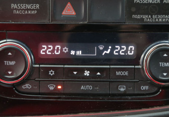 Подержанный автомобиль Mitsubishi Outlander 2012 года (18 фото)