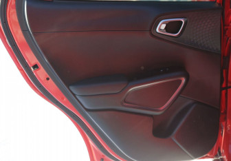 Подержанный автомобиль Kia Soul 2021 года (20 фото)