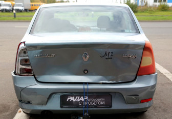 Подержанный автомобиль Renault Logan Sedan 2011 года (5 фото)
