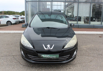 Подержанный автомобиль Peugeot 408 2013 года (2 фото)