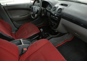 Подержанный автомобиль Chevrolet Lacetti Wagon 2007 года (9 фото)