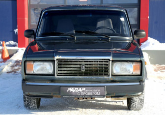 Подержанный автомобиль LADA (ВАЗ) 2107 2010 года (2 фото)