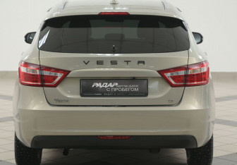 Подержанный автомобиль LADA (ВАЗ) Vesta Wagon 2017 года (3 фото)