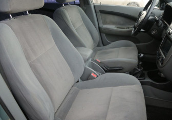 Подержанный автомобиль Chevrolet Lacetti Hatchback 2007 года (10 фото)