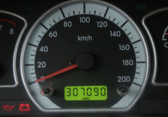 Подержанный автомобиль Daewoo Nexia Sedan 2014 года (17 фото)