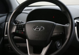 Подержанный автомобиль Hyundai Creta 2018 года (16 фото)