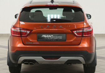 Подержанный автомобиль LADA (ВАЗ) Vesta Wagon 2020 года (3 фото)