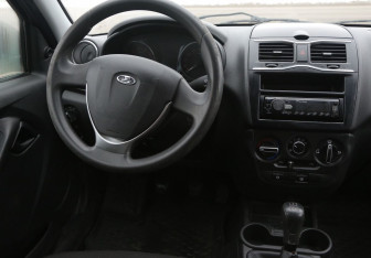 Подержанный автомобиль LADA (ВАЗ) Granta Sedan 2019 года (14 фото)