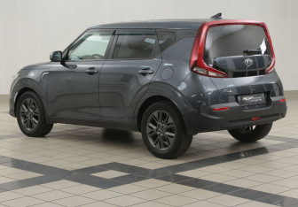 Подержанный автомобиль Kia Soul 2019 года (2 фото)