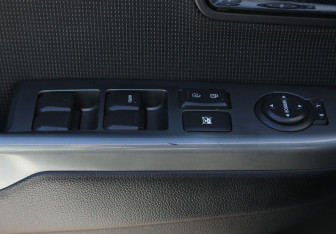 Подержанный автомобиль Kia Rio Sedan 2013 года (18 фото)