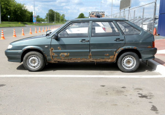 Подержанный автомобиль LADA (ВАЗ) 2114 2010 года (8 фото)