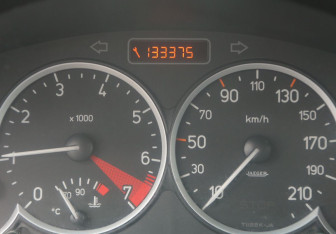Подержанный автомобиль Peugeot 206 Hatchback 2004 года (18 фото)