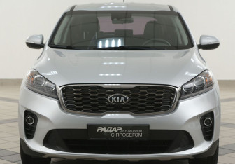 Подержанный автомобиль Kia Sorento 2019 года (6 фото)