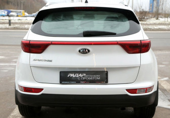 Подержанный автомобиль Kia Sportage 2016 года (5 фото)