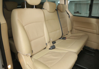 Подержанный автомобиль Hyundai H-1 2019 года (11 фото)