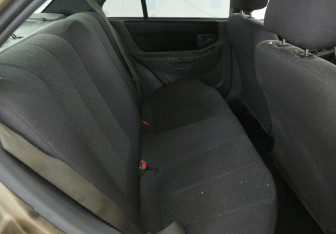 Подержанный автомобиль Hyundai Accent Sedan 2006 года (11 фото)