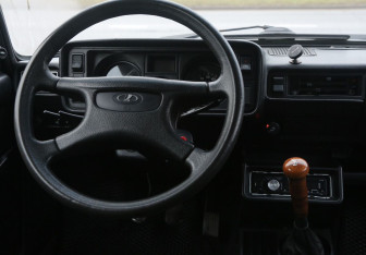 Подержанный автомобиль LADA (ВАЗ) 2105 2005 года (14 фото)