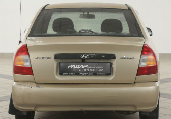 Подержанный автомобиль Hyundai Accent Sedan 2006 года (3 фото)