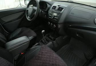 Подержанный автомобиль LADA (ВАЗ) Kalina Wagon 2016 года (9 фото)